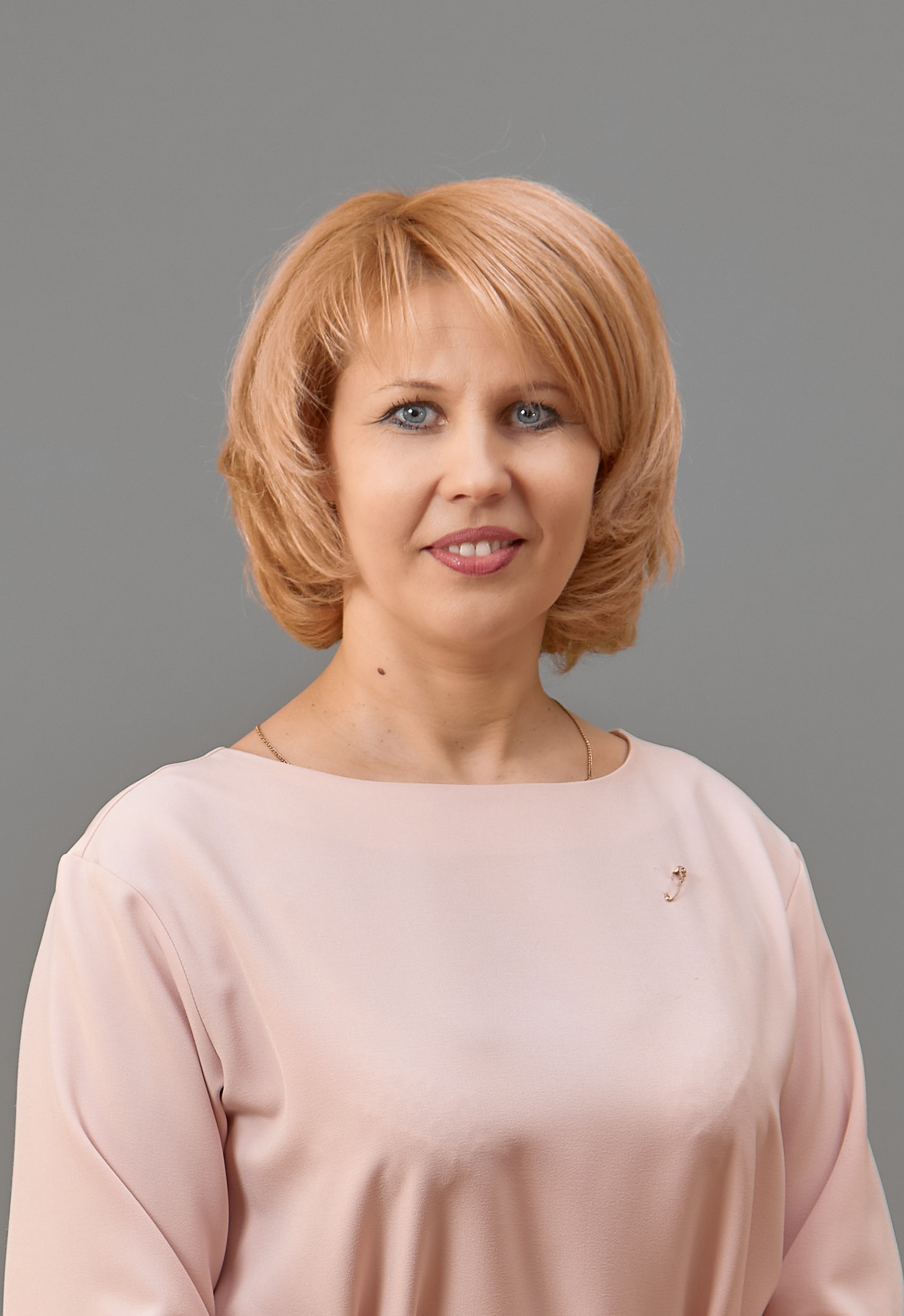 педагог дополнительного образования по экологии, высшая квалификационная категория Боброва Анастасия Альбертовна.